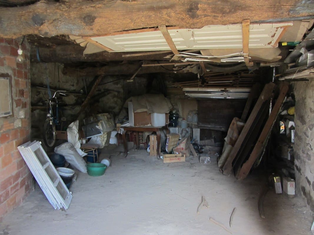 3 soveværelse Finca/Landehus til salg i Sober med garage - € 45.000 (Ref: 5017170)