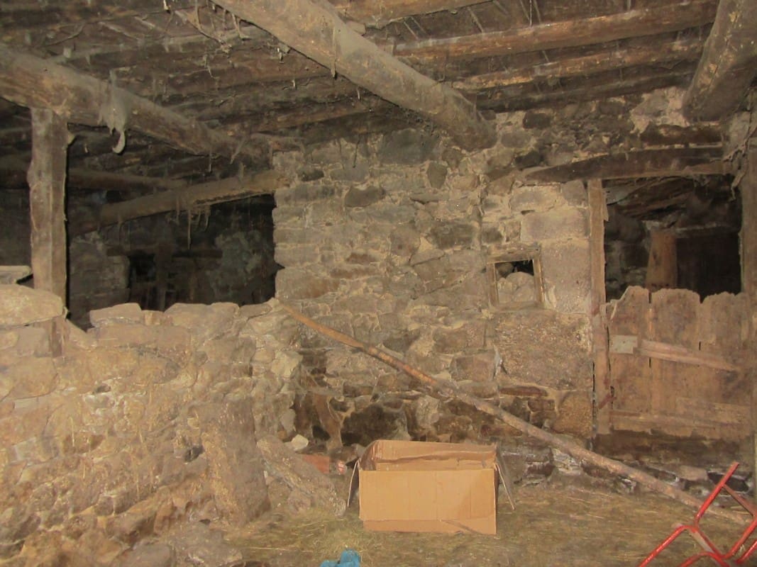 3 soveværelse Finca/Landehus til salg i Sober med garage - € 45.000 (Ref: 5017170)