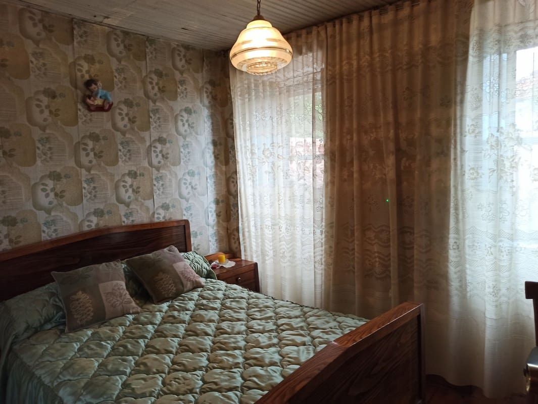 5 bedroom Finca/Country House for sale in Escairon with garage - € 60,000 (Ref: 6428701)