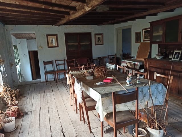 Finca/Casa Rural de 5 habitaciones en Escairón, O Saviñao en venta - 89.000 € (Ref: 6533298)