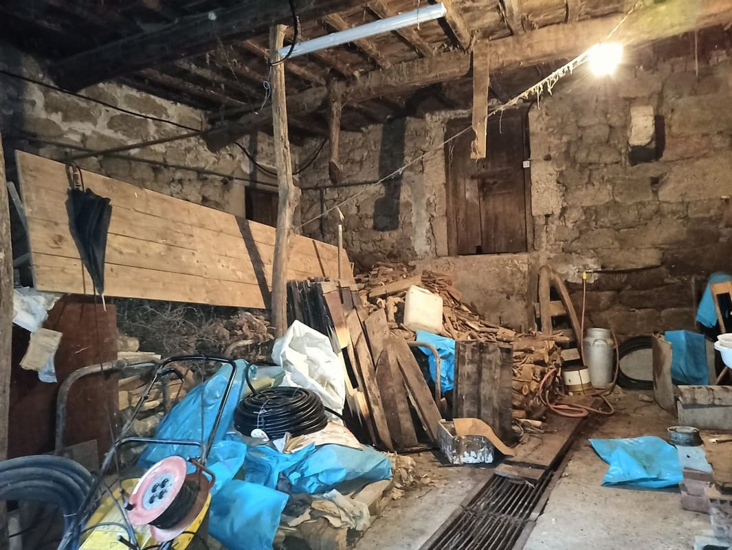 5 soveværelse Finca/Landehus til salg i Escairon - € 89.000 (Ref: 6533298)