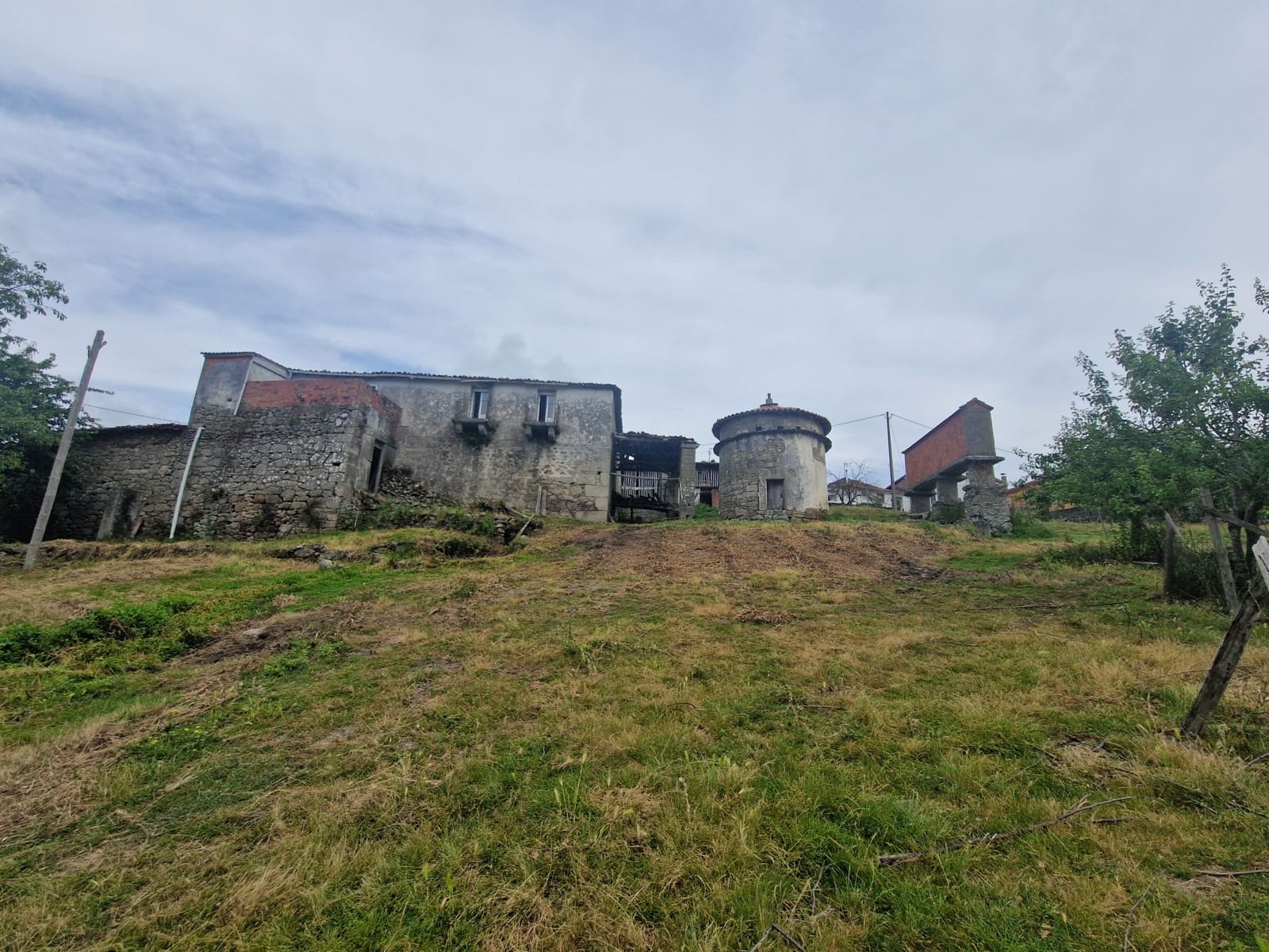 5 soveværelse Finca/Landehus til salg i Escairon - € 89.000 (Ref: 6533298)