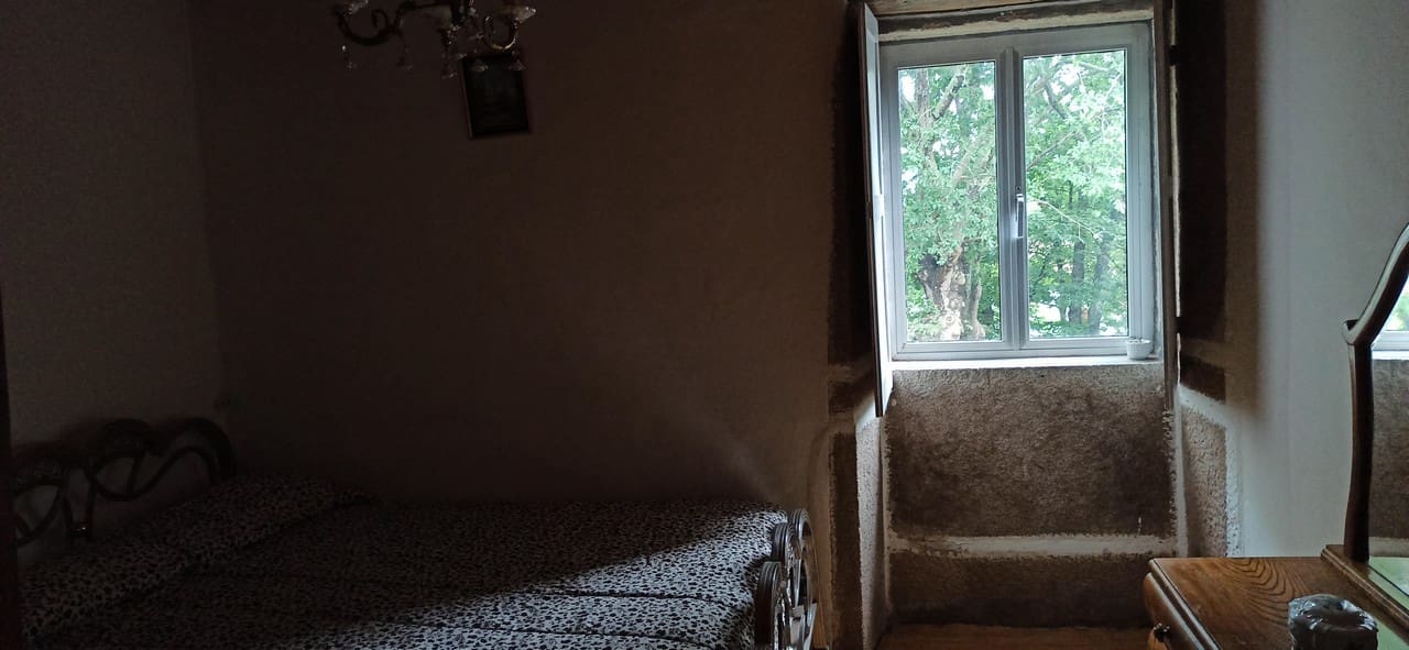 4 soveværelse Finca/Landehus til salg i Agolada med garage - € 75.000 (Ref: 6933391)