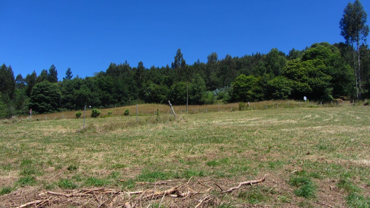 4 soveværelse Finca/Landehus til salg i Agolada med garage - € 75.000 (Ref: 6933391)