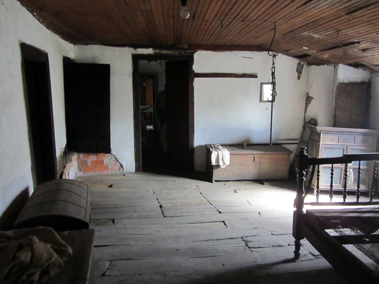 5 bedroom Finca/Country House for sale in Guntin - € 60,000 (Ref: 7174735)