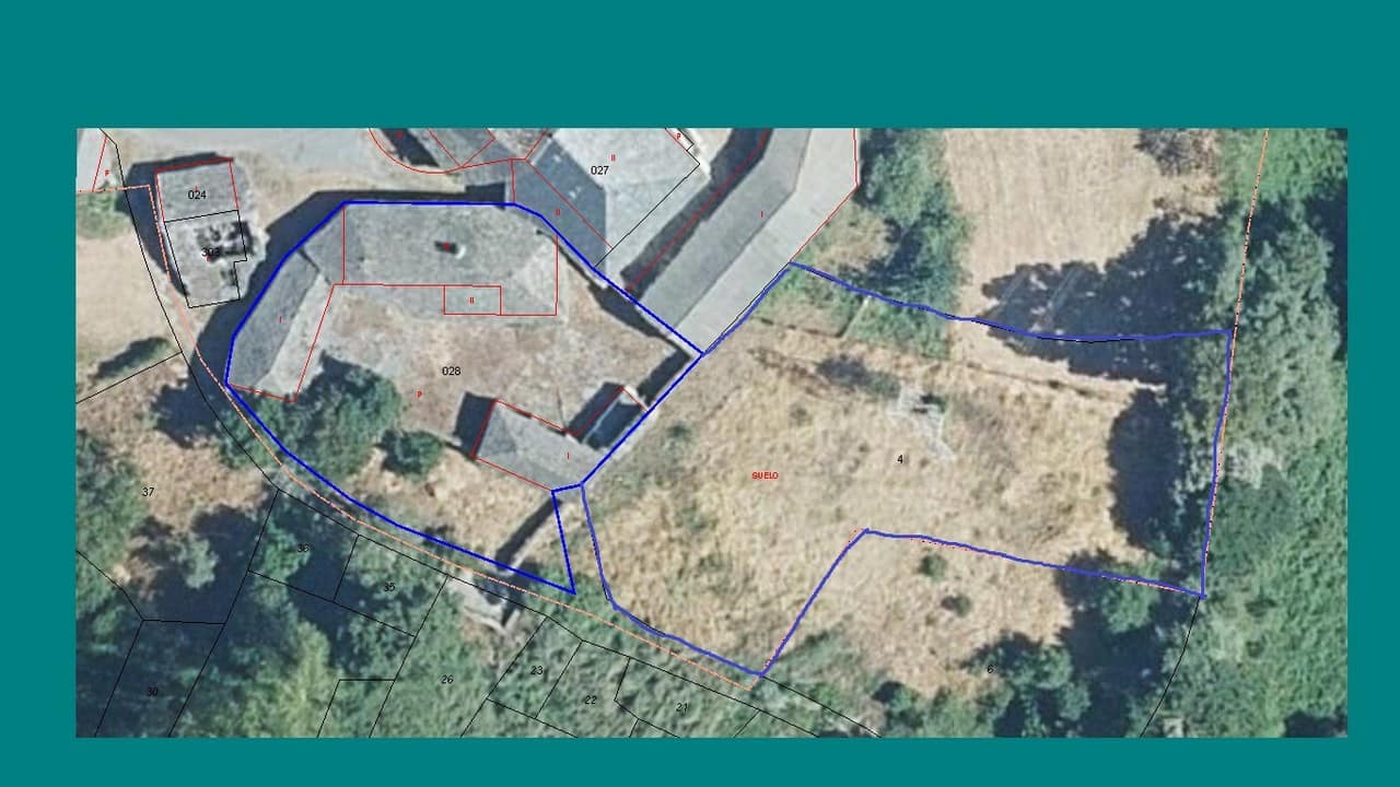 5 bedroom Finca/Country House for sale in Guntin - € 60,000 (Ref: 7174735)