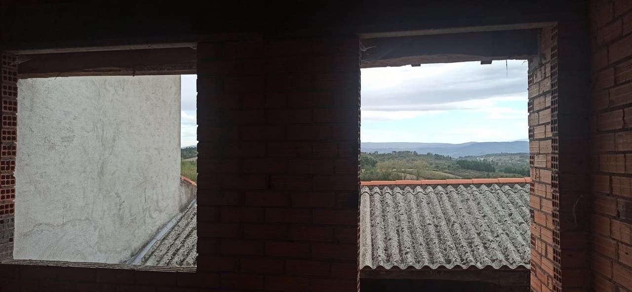 2 soveværelse Finca/Landehus til salg i Monforte de Lemos - € 35.000 (Ref: 7326993)