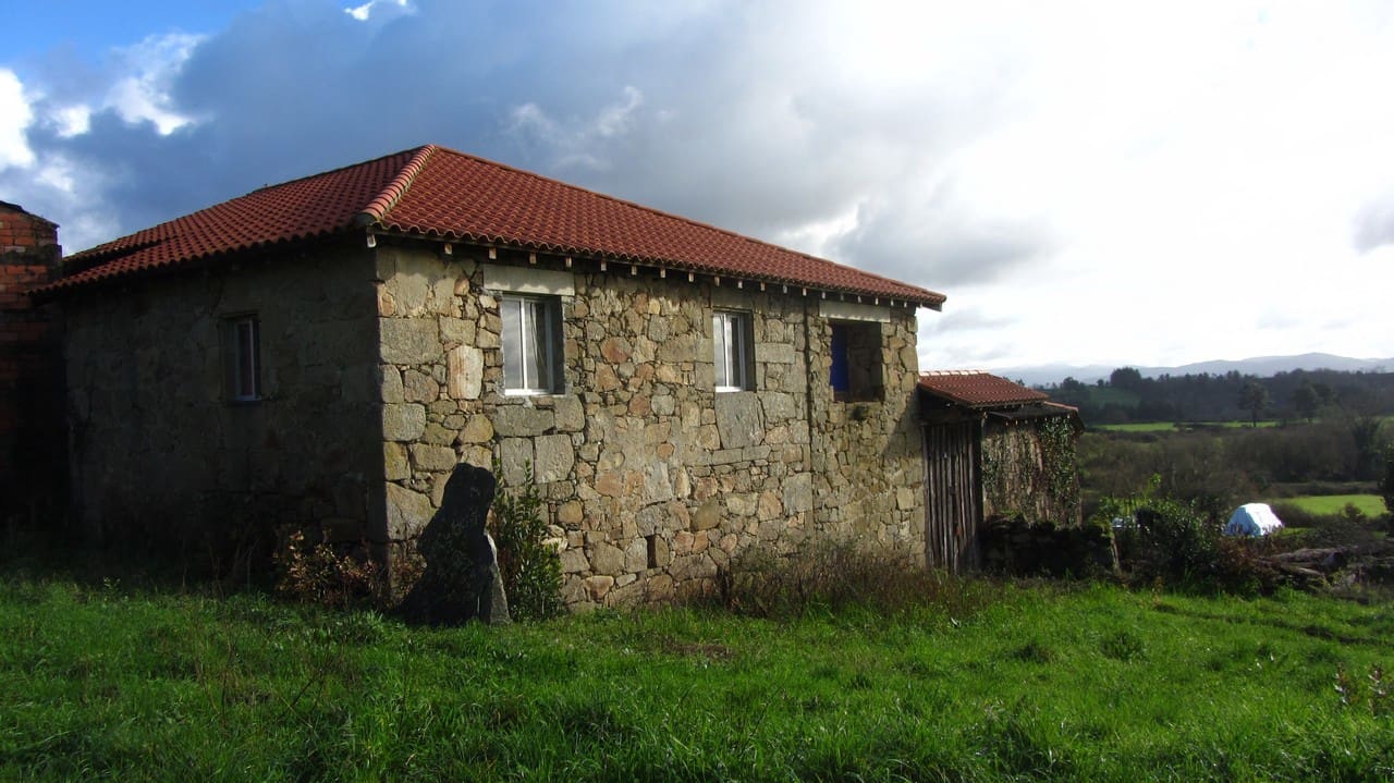 2 soveværelse Finca/Landehus til salg i Monforte de Lemos - € 35.000 (Ref: 7326993)