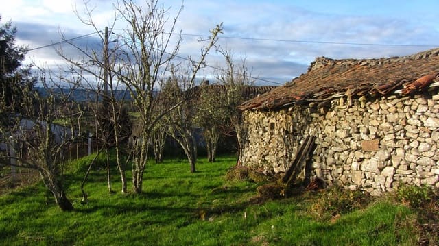 Finca/Country House for sale in Sober - € 23,000 (Ref: 7335695)