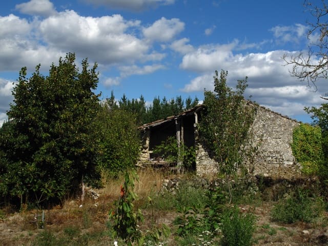 Finca/Country House for sale in Sober - € 26,000 (Ref: 7439050)