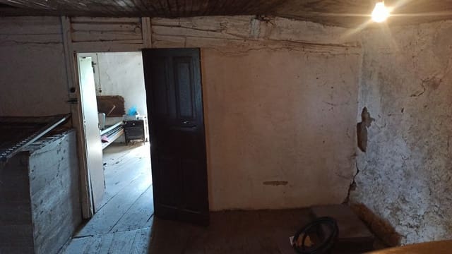 2 makuuhuone Maalaistalo myytävänä paikassa Ferreira de Panton, Pantón - 26 000 € (Ref: 7646252)