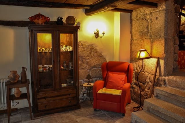 7 soverom Gjestgiveri/B&B til salgs i Chantada med garasje - € 275 000 (Ref: 7668218)