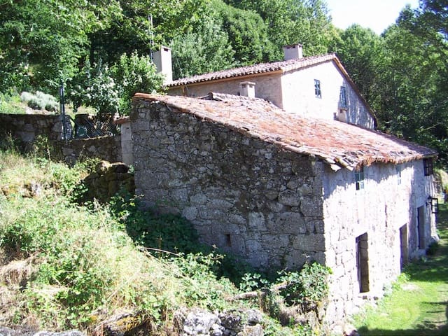 7 soverom Gjestgiveri/B&B til salgs i Chantada med garasje - € 275 000 (Ref: 7668218)