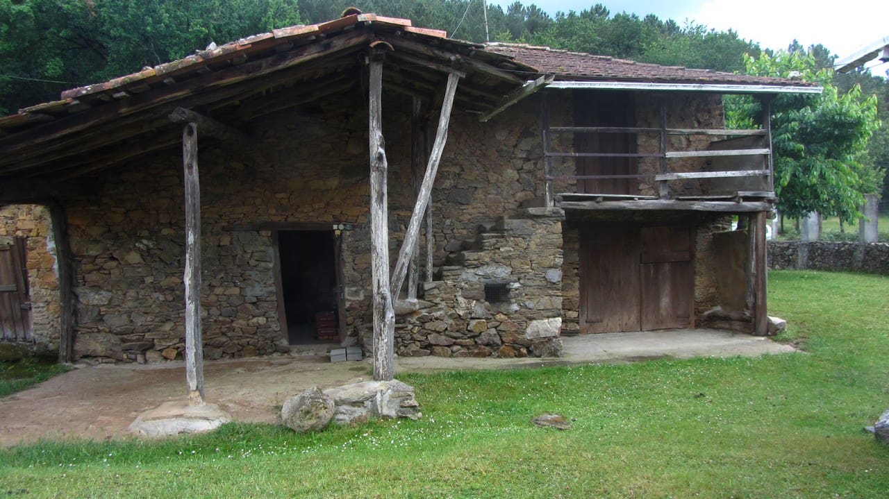 5 soveværelse Lejlighed til salg i Monforte de Lemos med garage - € 110.000 (Ref: 7703077)