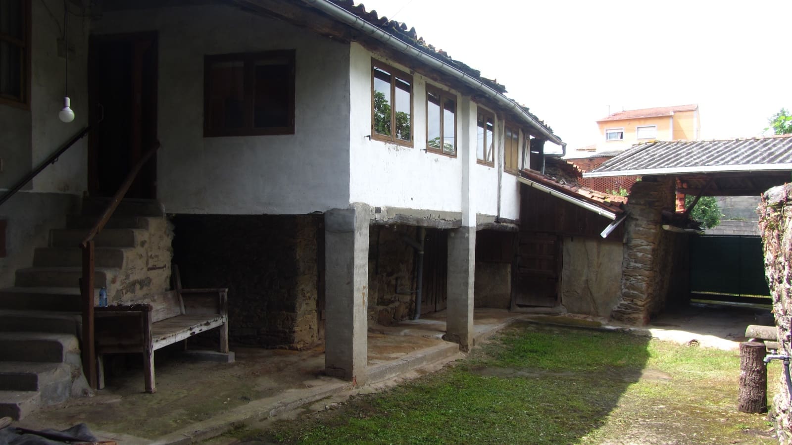 5 soveværelse Lejlighed til salg i Monforte de Lemos med garage - € 110.000 (Ref: 7703077)