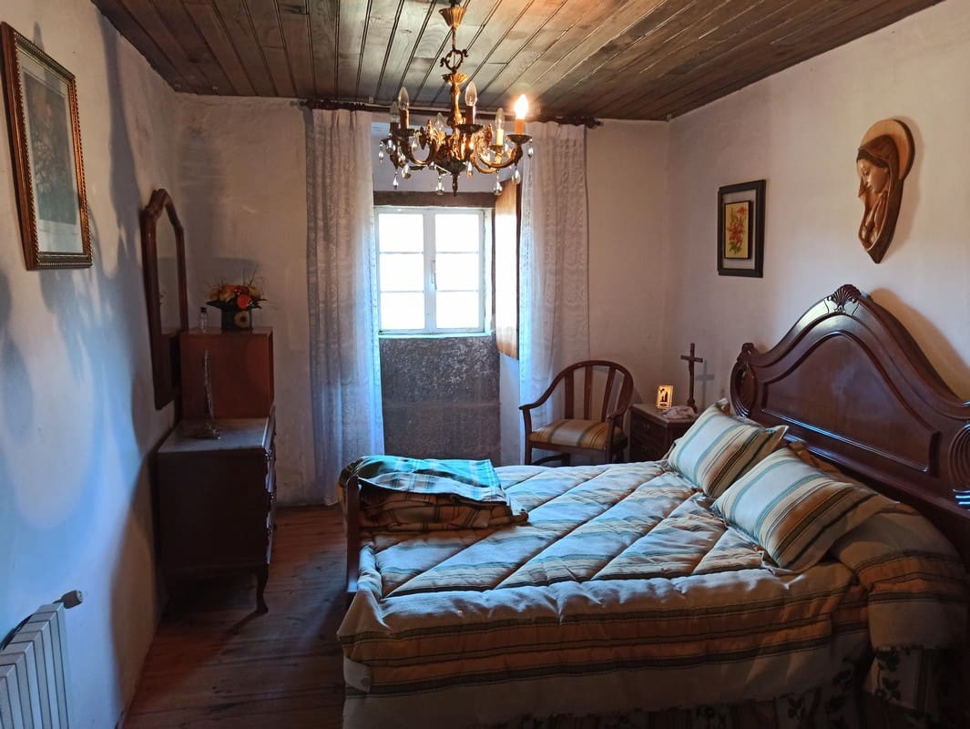 4 soveværelse Finca/Landehus til salg i Monterroso med garage - € 193.000 (Ref: 7734765)