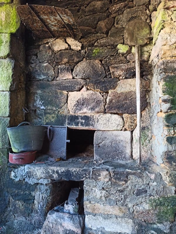 4 soveværelse Finca/Landehus til salg i Monterroso med garage - € 193.000 (Ref: 7734765)