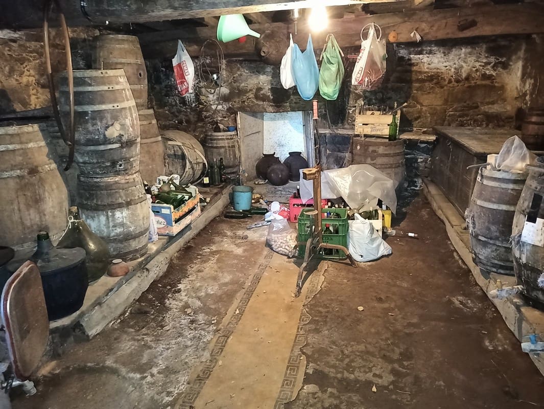 4 soveværelse Finca/Landehus til salg i Monterroso med garage - € 193.000 (Ref: 7734765)