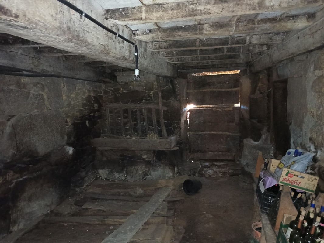 4 soveværelse Finca/Landehus til salg i Monterroso med garage - € 193.000 (Ref: 7734765)