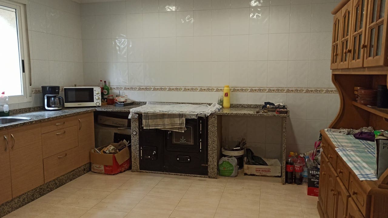 5 soveværelse Finca/Landehus til salg i O Savinao med garage - € 120.000 (Ref: 7822638)