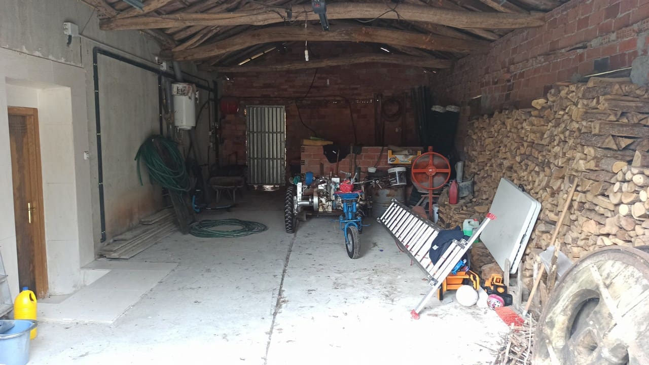 5 soveværelse Finca/Landehus til salg i O Savinao med garage - € 120.000 (Ref: 7822638)