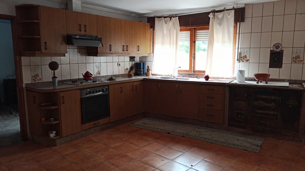 4 soveværelse Finca/Landehus til salg i Panton med garage - € 85.000 (Ref: 7875478)