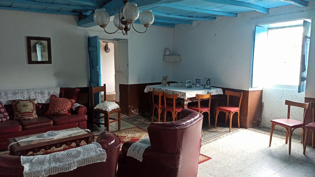 4 soveværelse Finca/Landehus til salg i Panton med garage - € 85.000 (Ref: 7875478)