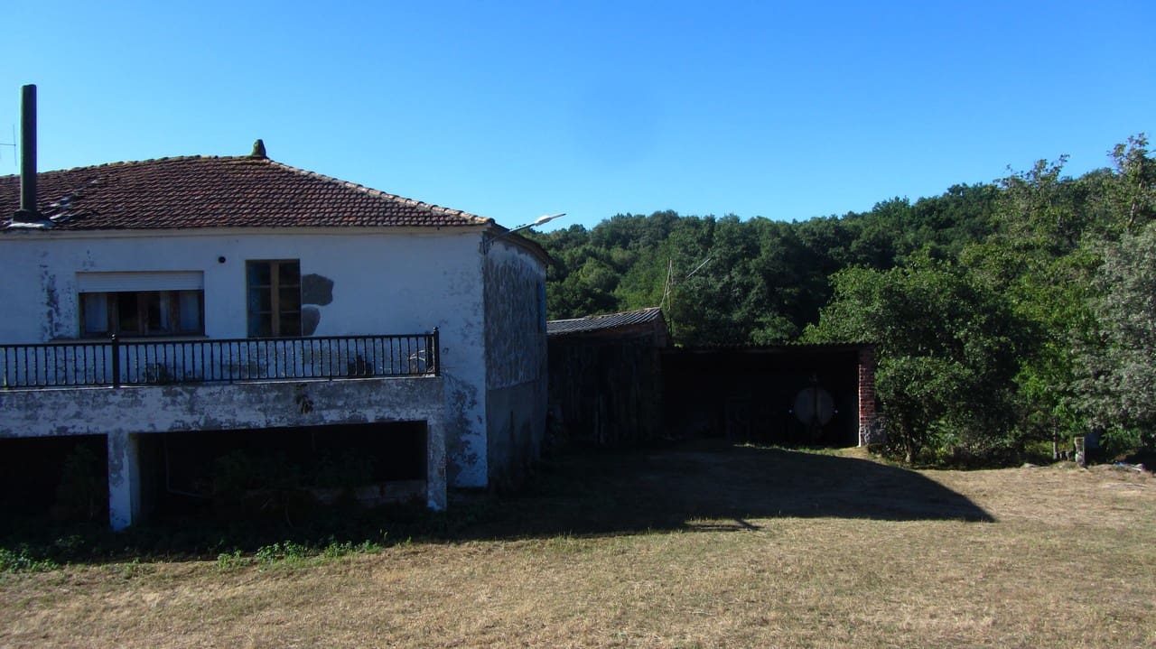 4 soveværelse Finca/Landehus til salg i Panton med garage - € 85.000 (Ref: 7875478)