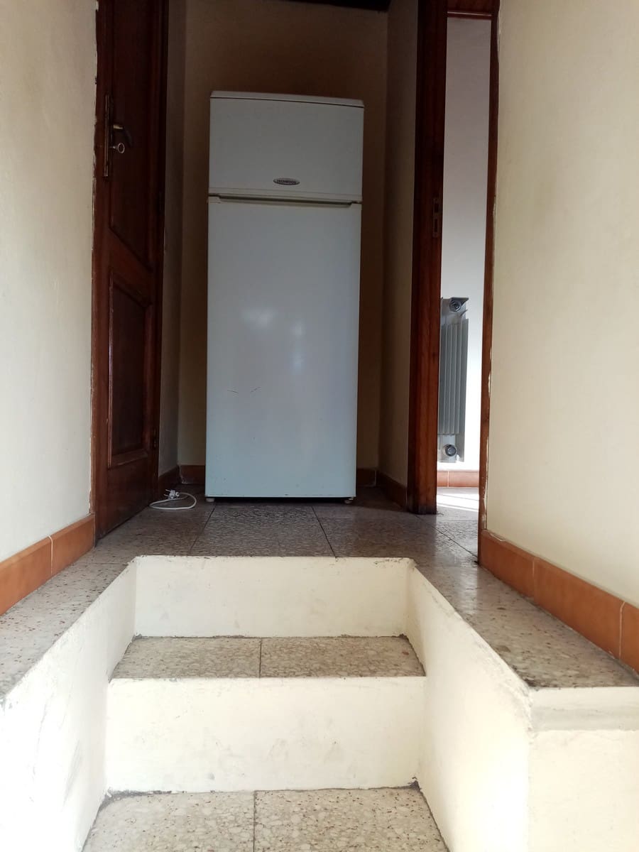 5 soveværelse Finca/Landehus til salg i Parada de Sil med garage - € 85.000 (Ref: 7921517)