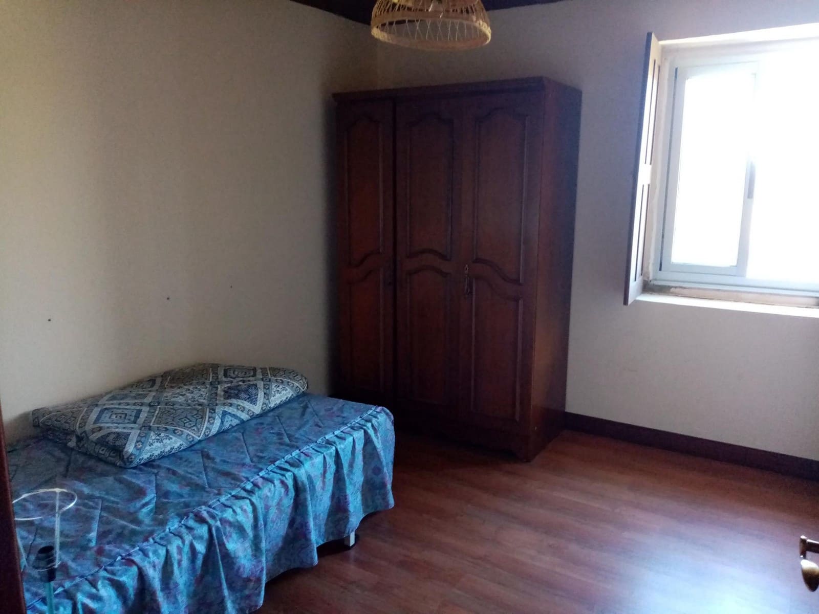 5 soveværelse Finca/Landehus til salg i Parada de Sil med garage - € 85.000 (Ref: 7921517)