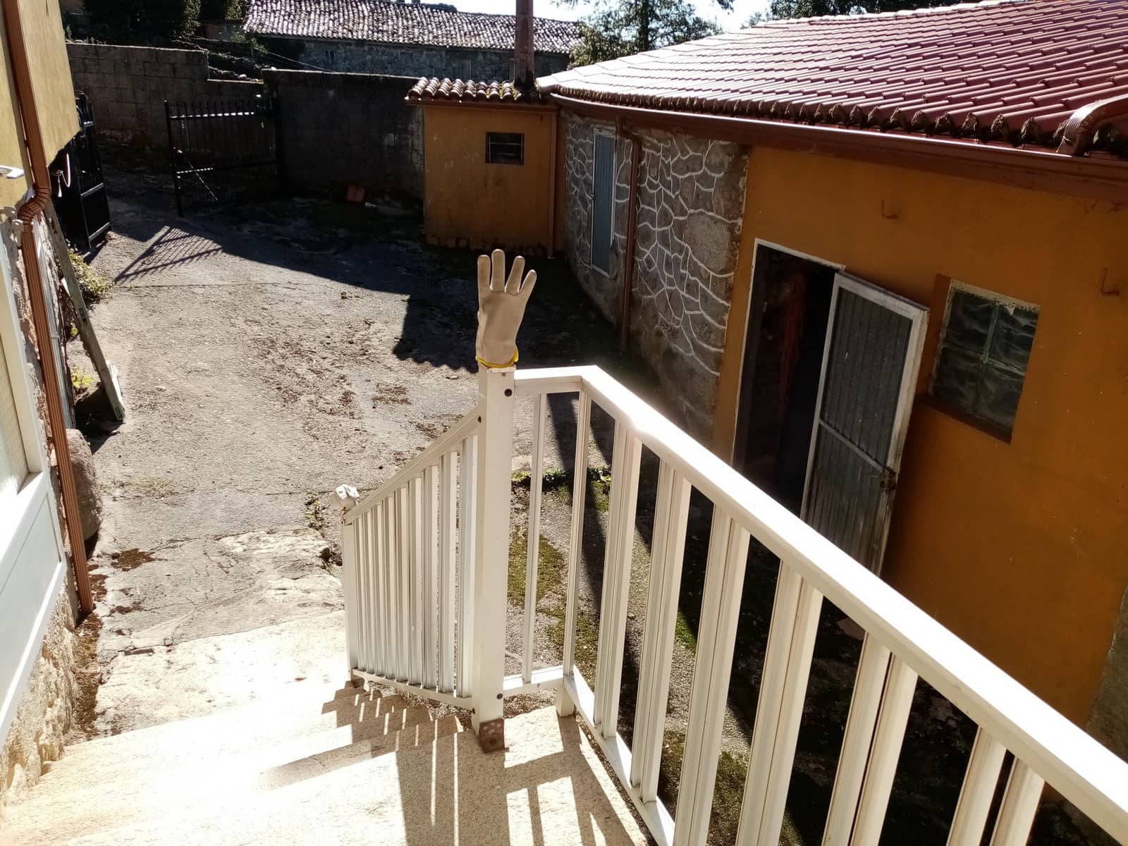 5 soveværelse Finca/Landehus til salg i Parada de Sil med garage - € 85.000 (Ref: 7921517)