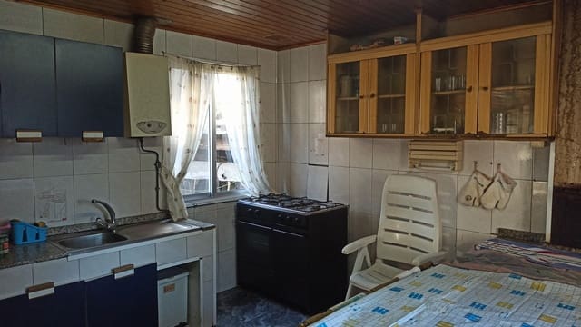 4 bedroom Finca/Country House for sale in O Saviñao with garage - € 55,000 (Ref: 7950231)