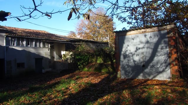 4 bedroom Finca/Country House for sale in O Saviñao with garage - € 55,000 (Ref: 7950231)