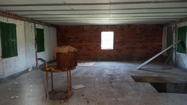 Maalaistalo myytävänä paikassa Monterroso mukana 
autotalli - 65 000 € (Ref: 8008955)