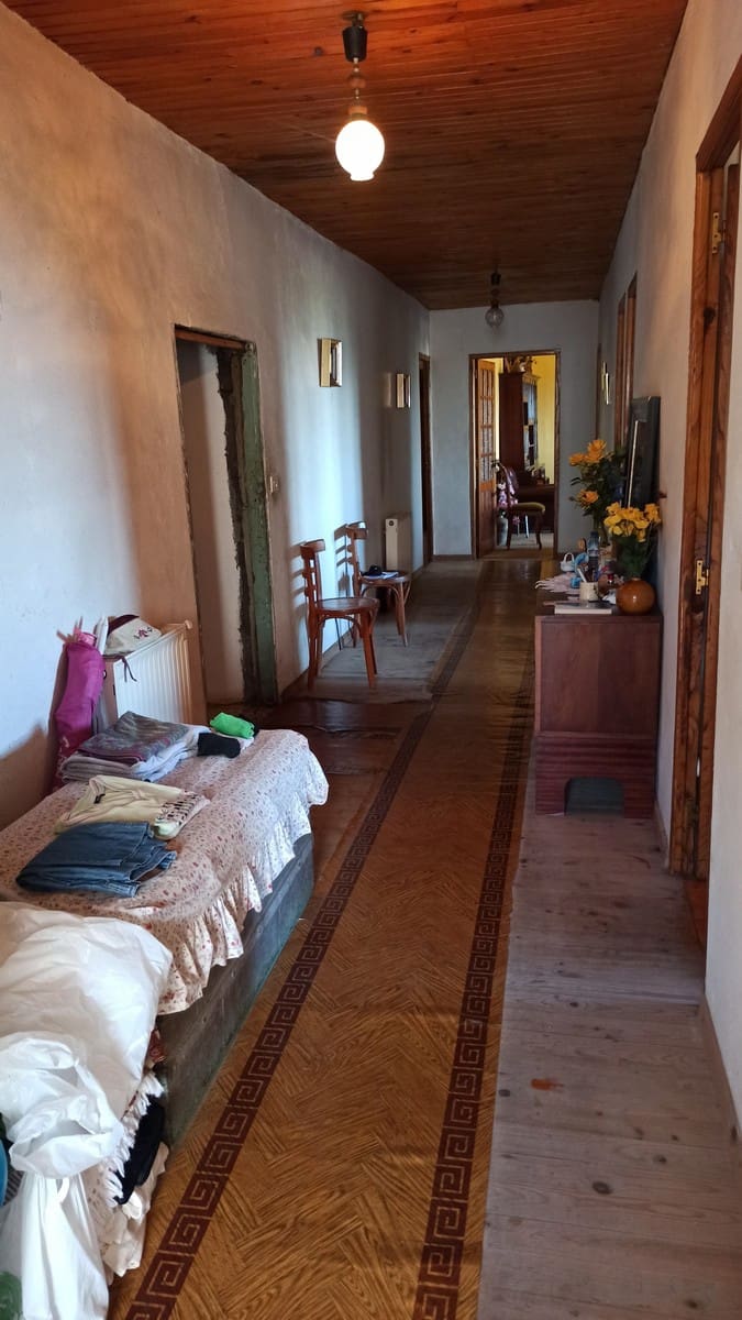 11 soveværelse Finca/Landehus til salg i Panton med garage - € 300.000 (Ref: 8015022)