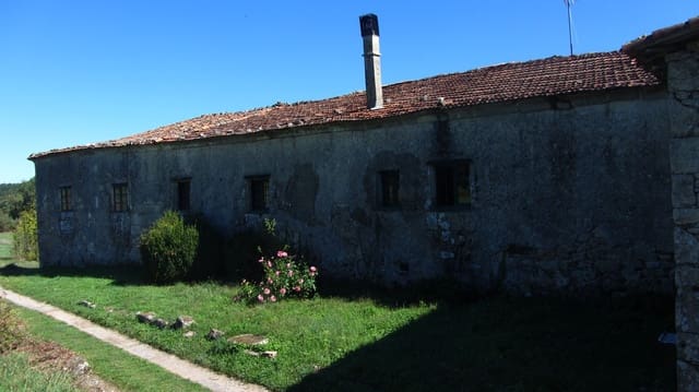 11 sypialnia Finka/Dom wiejski na sprzedaż w Pantón z garażem - 300 000 € (Ref: 8015022)