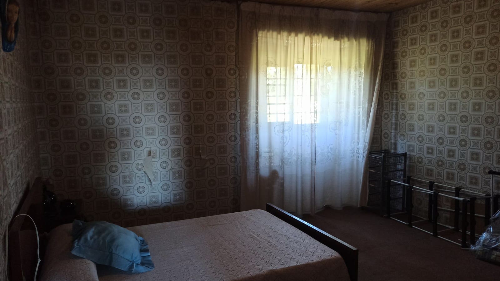 11 soveværelse Finca/Landehus til salg i Panton med garage - € 300.000 (Ref: 8015022)