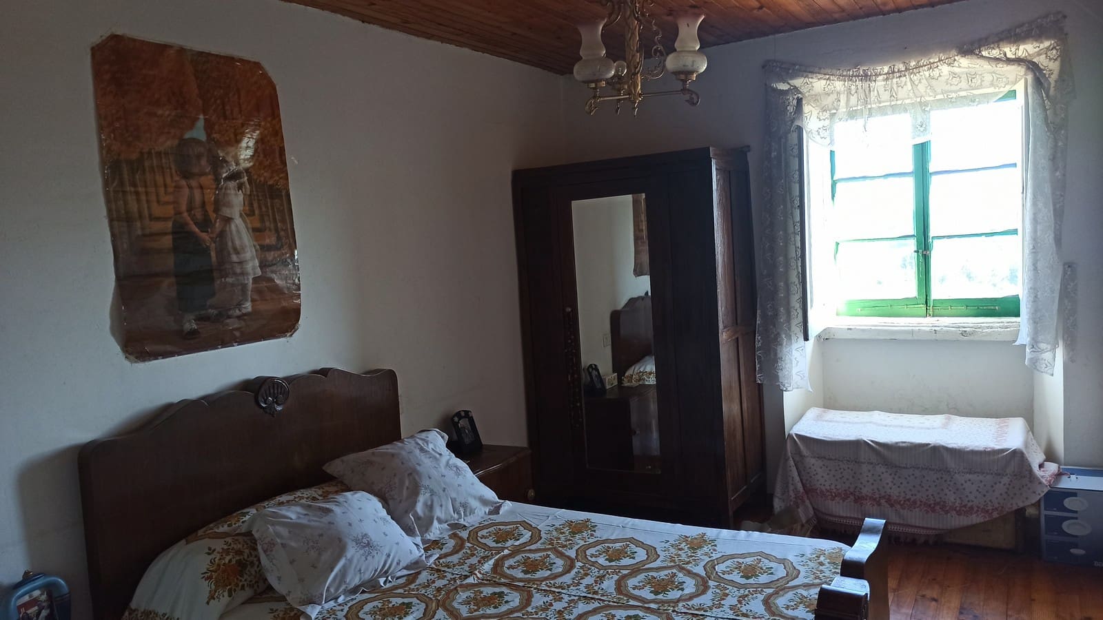 11 soveværelse Finca/Landehus til salg i Panton med garage - € 300.000 (Ref: 8015022)