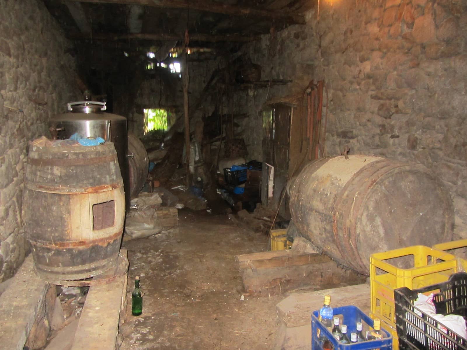 11 soveværelse Finca/Landehus til salg i Panton med garage - € 300.000 (Ref: 8015022)