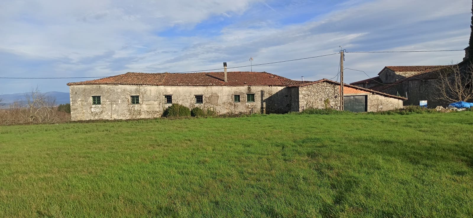 11 soveværelse Finca/Landehus til salg i Panton med garage - € 300.000 (Ref: 8015022)