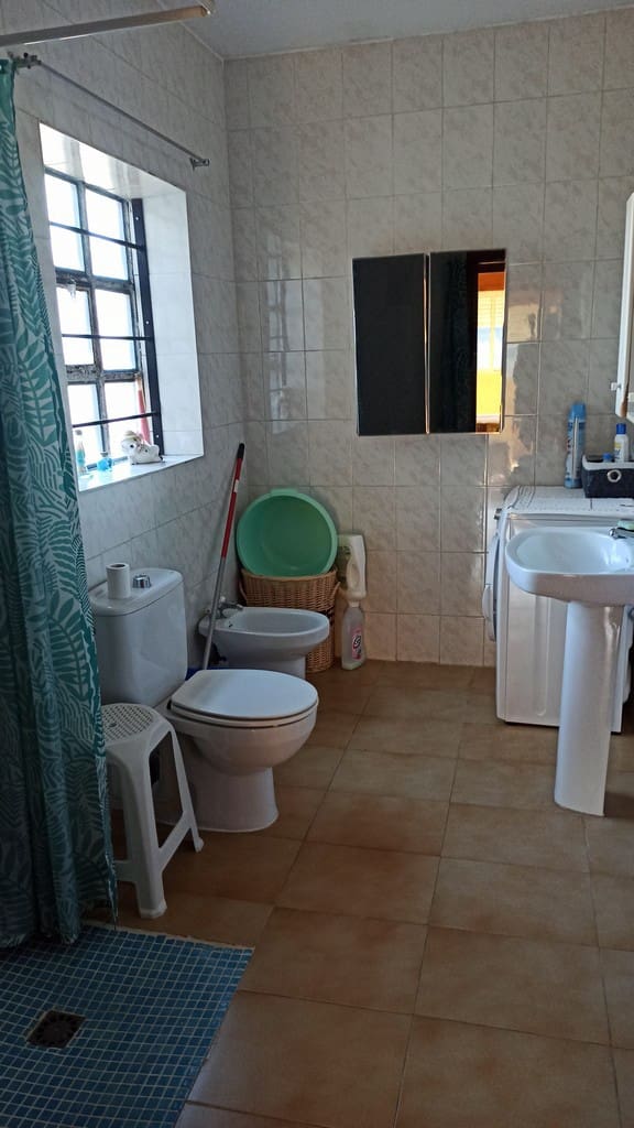 5 soveværelse Finca/Landehus til salg i Panton med garage - € 65.000 (Ref: 8043825)