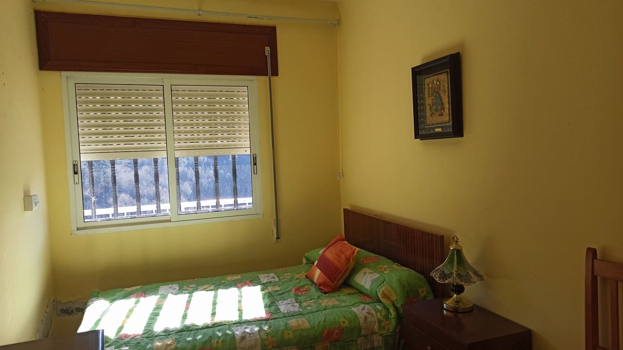 5 soveværelse Finca/Landehus til salg i Panton med garage - € 65.000 (Ref: 8043825)