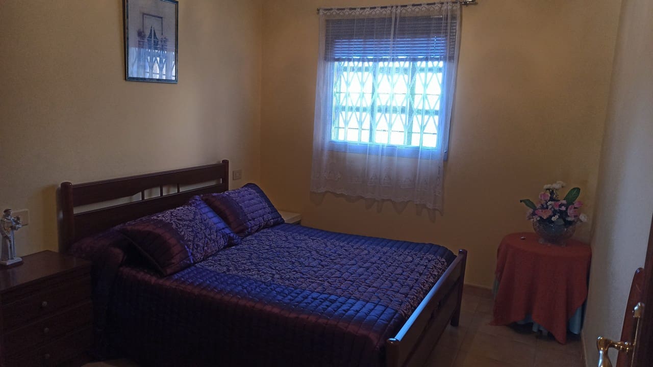 5 soveværelse Finca/Landehus til salg i Panton med garage - € 65.000 (Ref: 8043825)