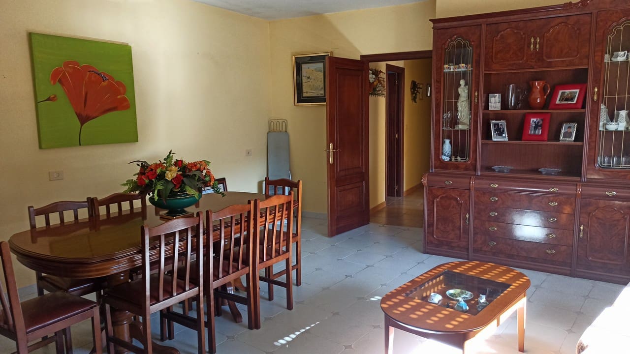 5 soveværelse Finca/Landehus til salg i Panton med garage - € 65.000 (Ref: 8043825)