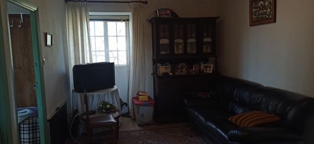 3 makuuhuone Maalaistalo myytävänä paikassa Monterroso mukana 
autotalli - 75 000 € (Ref: 8093802)