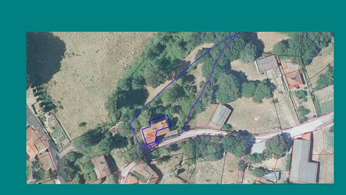 3 soveværelse Finca/Landehus til salg i Monterroso med garage - € 75.000 (Ref: 8093802)