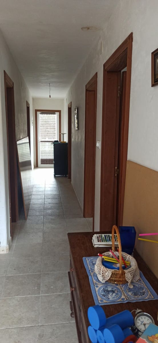 8 soveværelse Finca/Landehus til salg i Nogueira de Ramuin med garage - € 120.000 (Ref: 8194378)