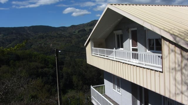 8 slaapkamer Finca/Landhuis te koop in Nogueira de Ramuín met garage - € 120.000 (Ref: 8194378)