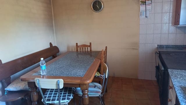 4 bedroom Finca/Country House for sale in Monforte de Lemos with garage - € 97,000 (Ref: 8205588)