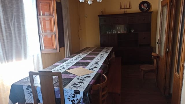 4 bedroom Finca/Country House for sale in Monforte de Lemos with garage - € 97,000 (Ref: 8205588)